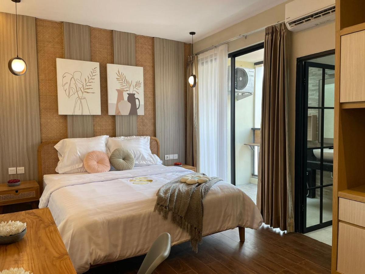 Stay.Vie Hotel Surabaya Kültér fotó