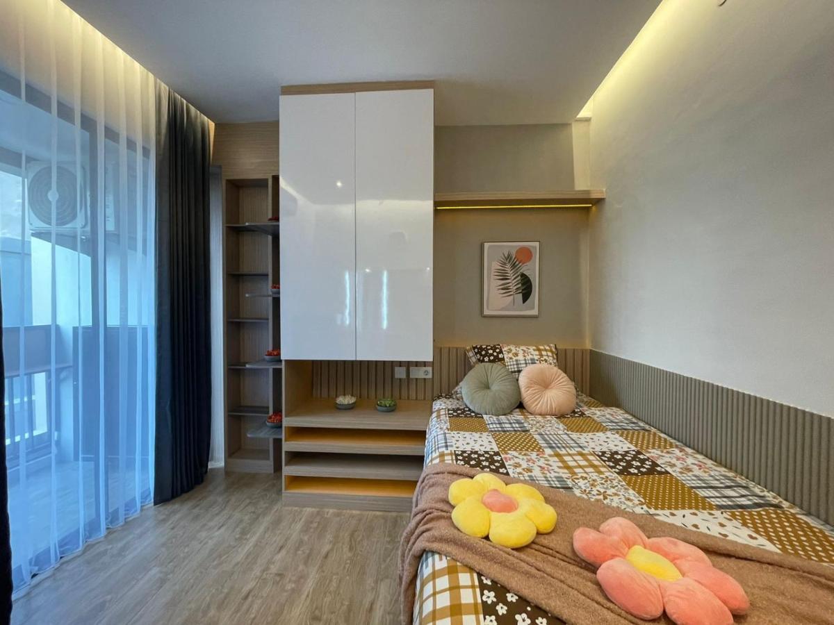 Stay.Vie Hotel Surabaya Kültér fotó