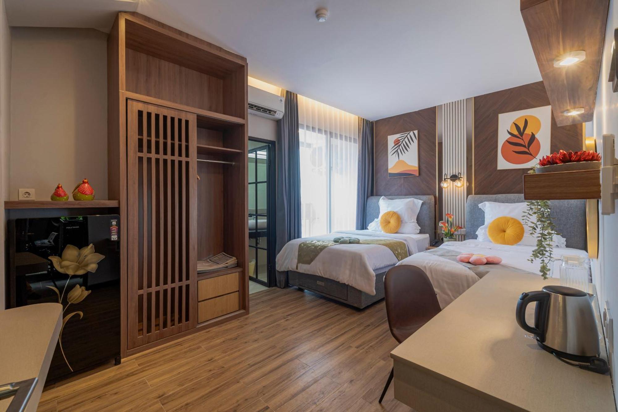 Stay.Vie Hotel Surabaya Kültér fotó