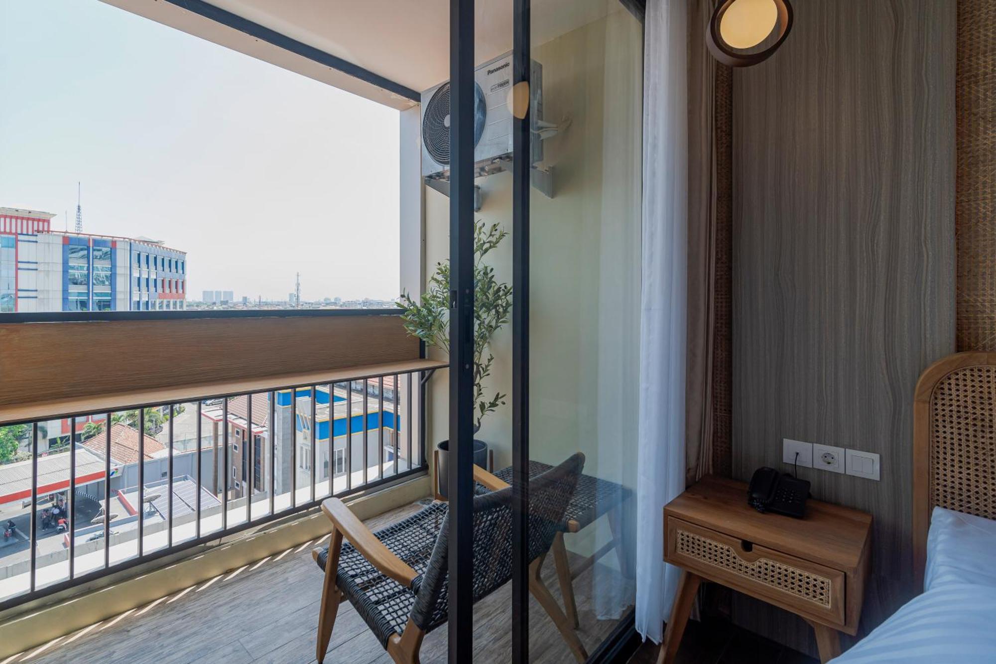 Stay.Vie Hotel Surabaya Kültér fotó